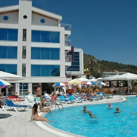 Ideal Pearl - Adult Only 4*