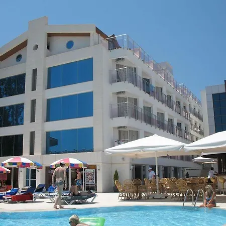 Ξενοδοχείο Ideal Pearl - Adult Only 4*