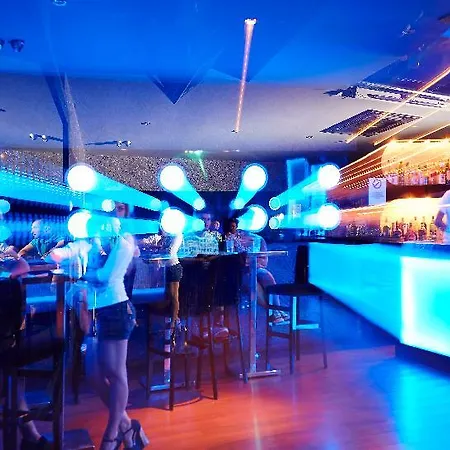 Ideal Pearl - Adult Only Hotell 4*
