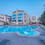Ideal Pearl - Adult Only 4* مرمريس